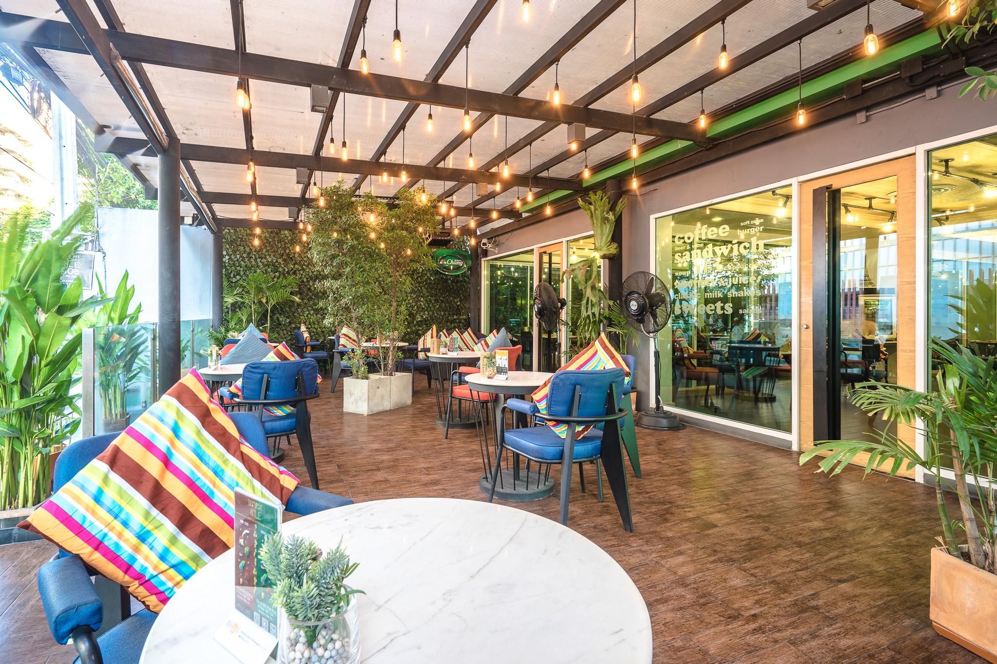 Citrus Sukhumvit 11 By Compass Hospitality Отель