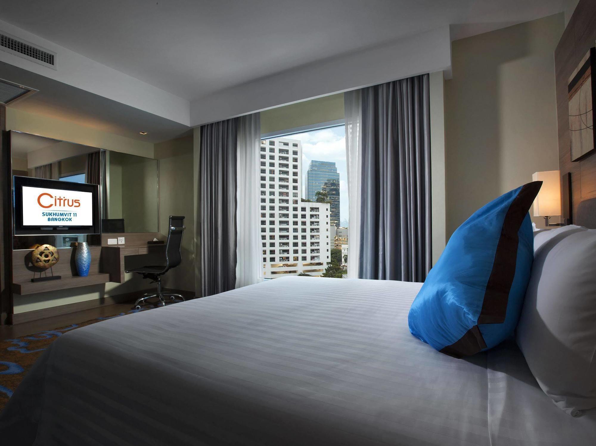 Citrus Sukhumvit 11 By Compass Hospitality Отель Бангкок